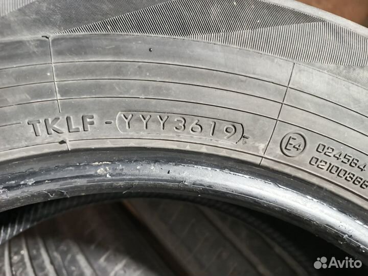 Yokohama BluEarth AE50 215/65 R17 99V