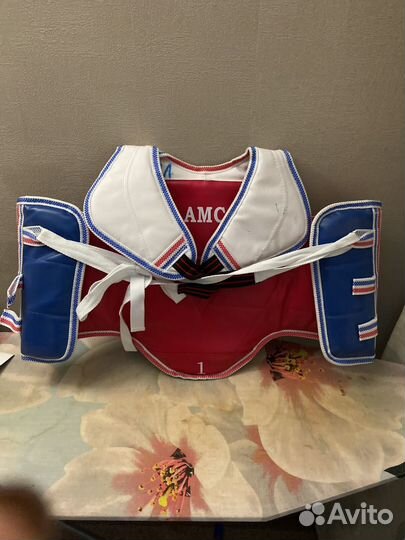 Жилет для тэквандо