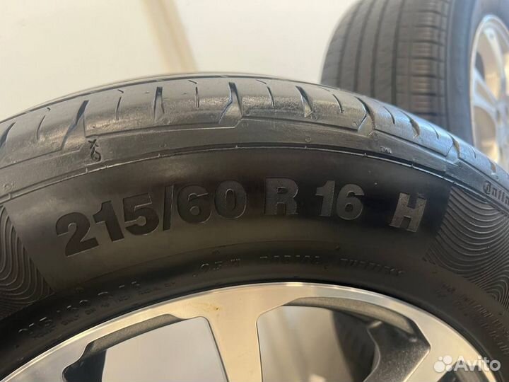 Continental ContiPremiumContact 5 215/60 R16 100H