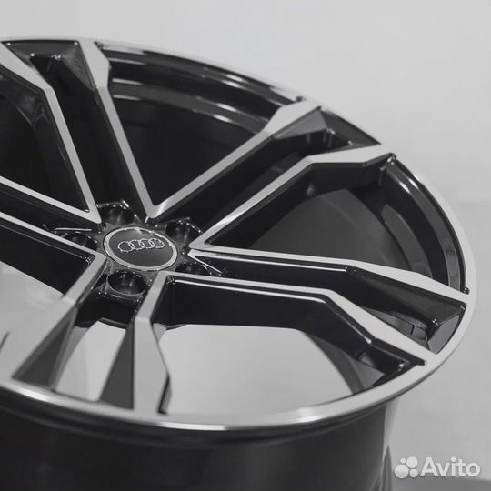 Литые диски R22 Audi Q5