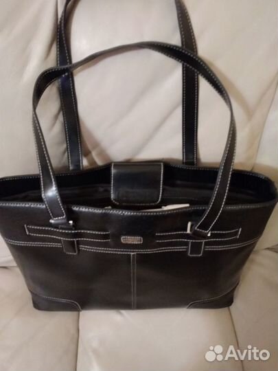 Сумка женская жёсткая большая для документов и ноу