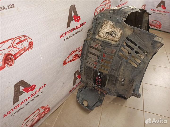 Локер (подкрылок) передний левый Lexus Lx -Series