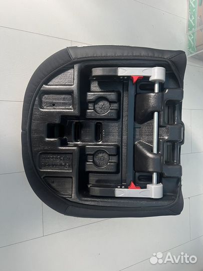 Бустер isofix