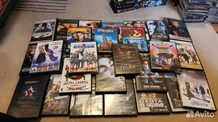 Двд диски, cd диски, vhs кассеты