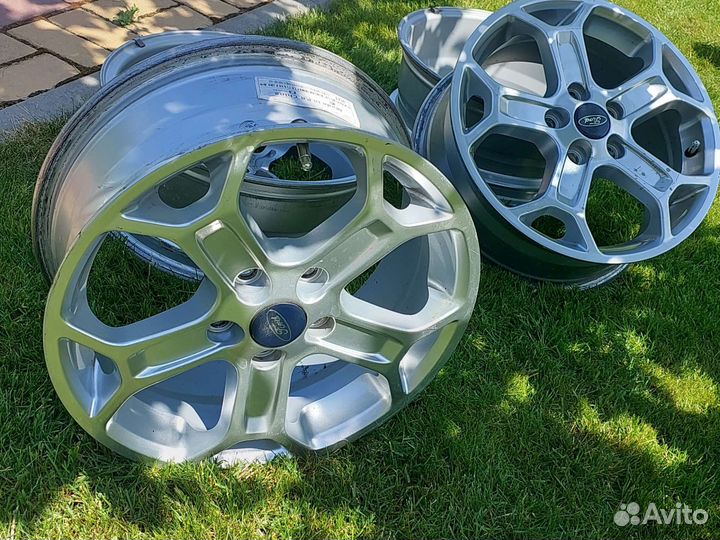 Диски литые r16