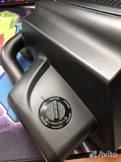 Игровой руль с педалями