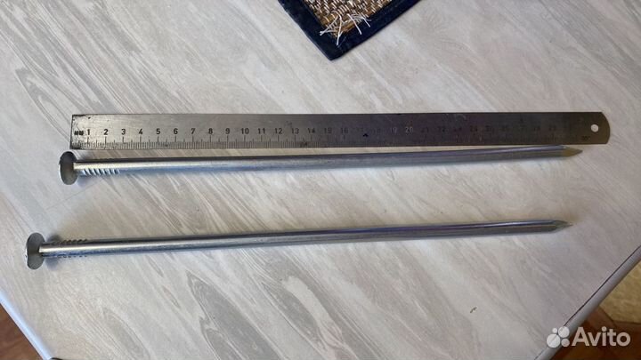 Гвоздь подарочный