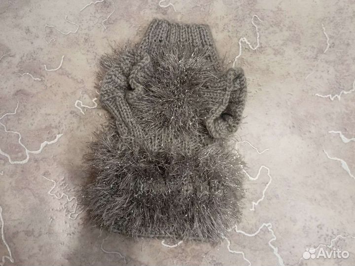 Вязанная кофта для кошки или маленькой собаки