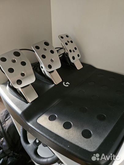 Игровой руль logitech g923