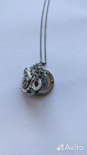 Кулон. Подвеска. Часодеи. Кулон открывающийся