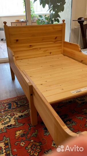 Детская кровать IKEA раздвижная с матрасом