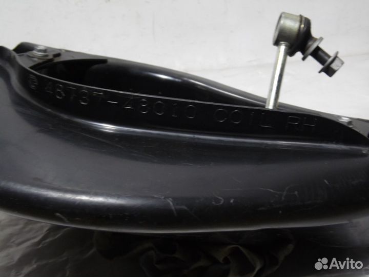 Рычаг нижний поперечный левый Лексус рх 200