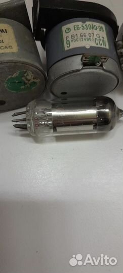 Редукторный двигатель постоянного тока