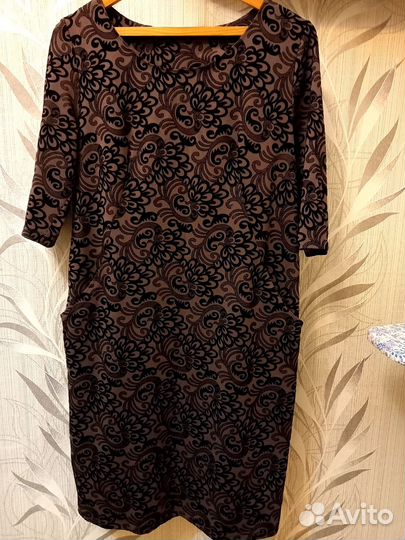 Продам платья 50р