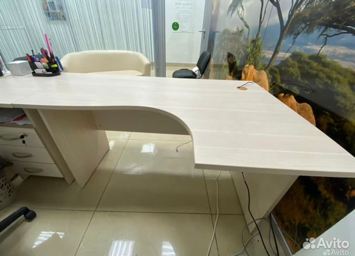 Компьютерный стол