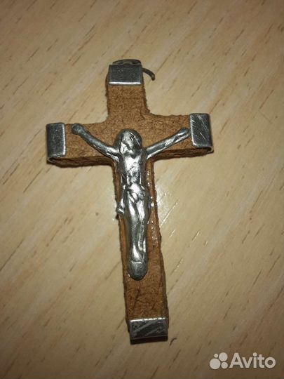 Крест из Иерусалима