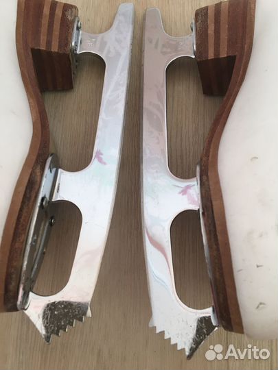 Фигурные коньки jackson размер 2,5