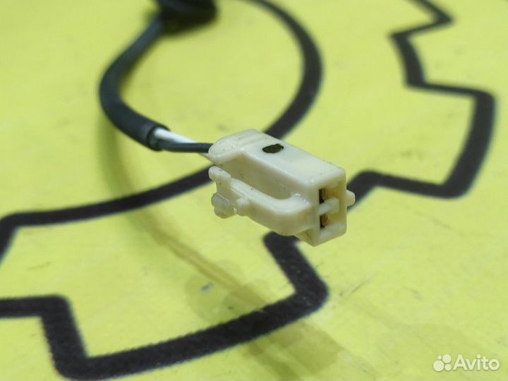 Провод датчика ABS задний правый Toyota Vista