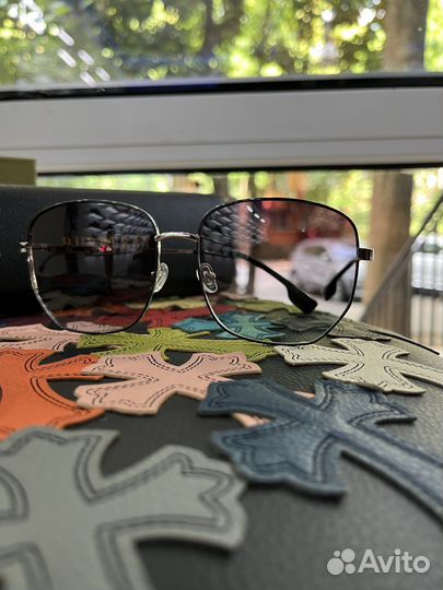 Солнцезащитные очки