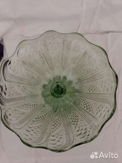 Ваза для фруктов на ножке цветное стекло СССР