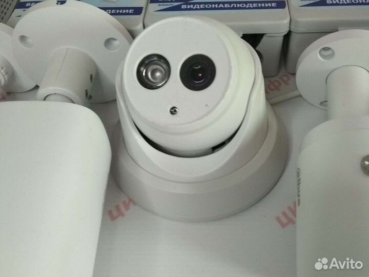 Комплект видеонаблюдения 8 Камер с микрофоном 4/1