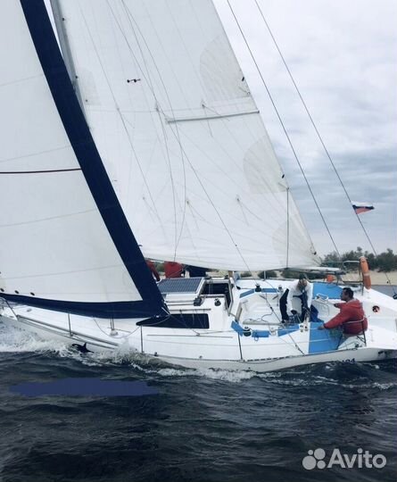 Продаю парусную яхту