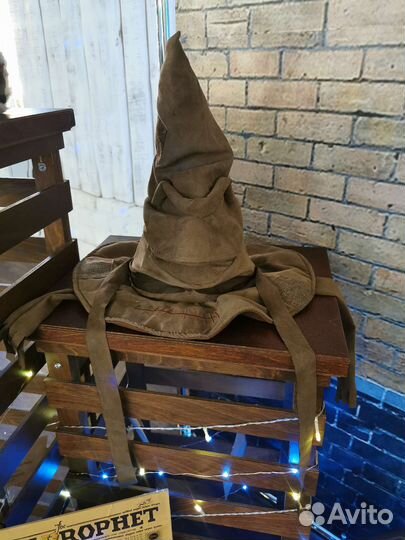 Фотозона Гарри Поттер - Платформа 9 3/4