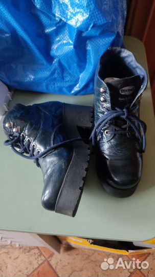 Ботинки женские р. 38