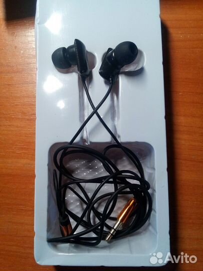 Наушники