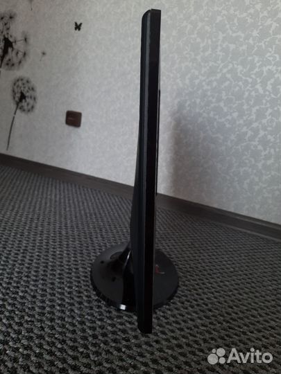 Монитор Samsung