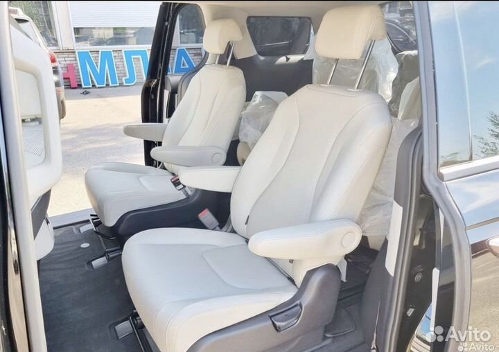 Прокат минивена, микроавтобуса 9 мест