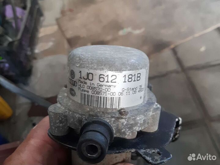Вакуумный насос тормозной системы Volkswagen