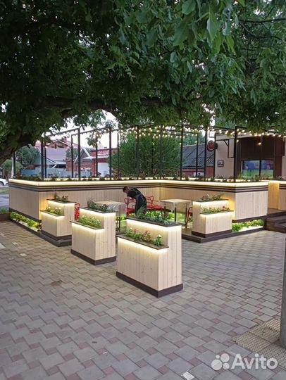 Мастер по дереву