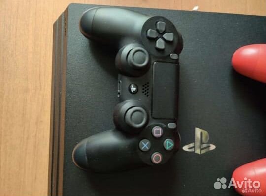 Sony playstation 4 PS4 pro 1tb