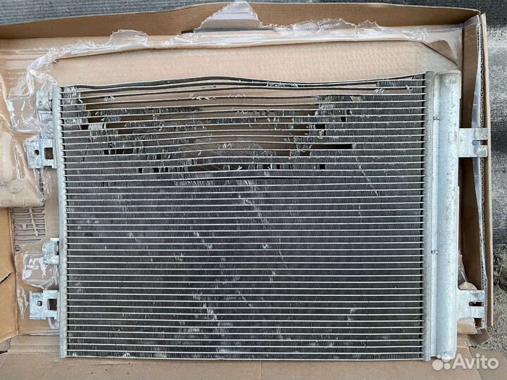 Радиатор кондиционера renault