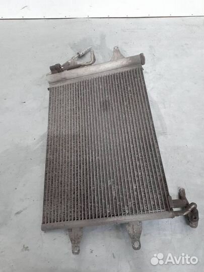 Радиатор кондиционера Volkswagen Touran рест. 2008