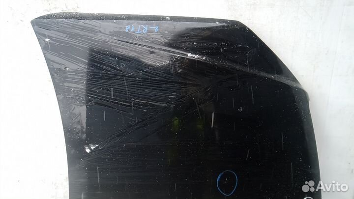 Капот Mercedes-Benz C-Class