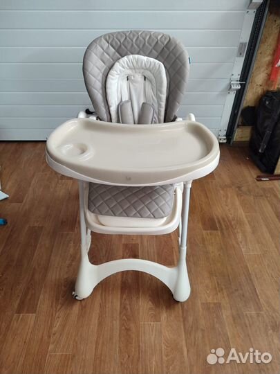 Стульчик для кормления Nuovita