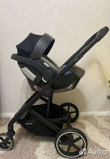 Коляска 3 в 1