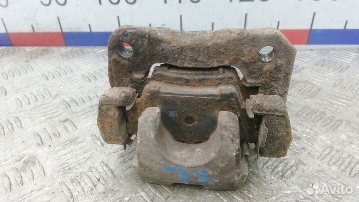 Суппорт задний левый Toyota RAV4 3 (XA30) 2006