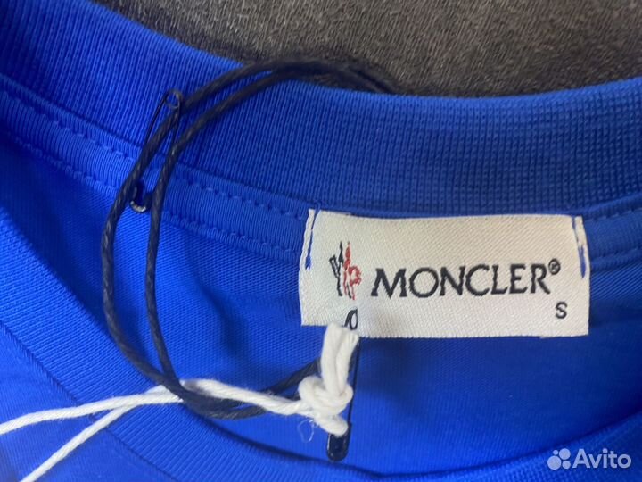 Футболка Moncler