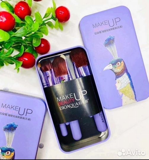 Кисти для макияжа