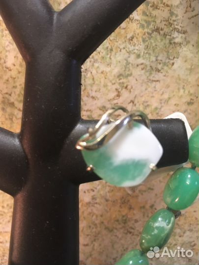 Натуральный природеый хризопраз в серебре