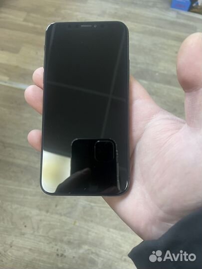 iPhone Xs, 64 ГБ