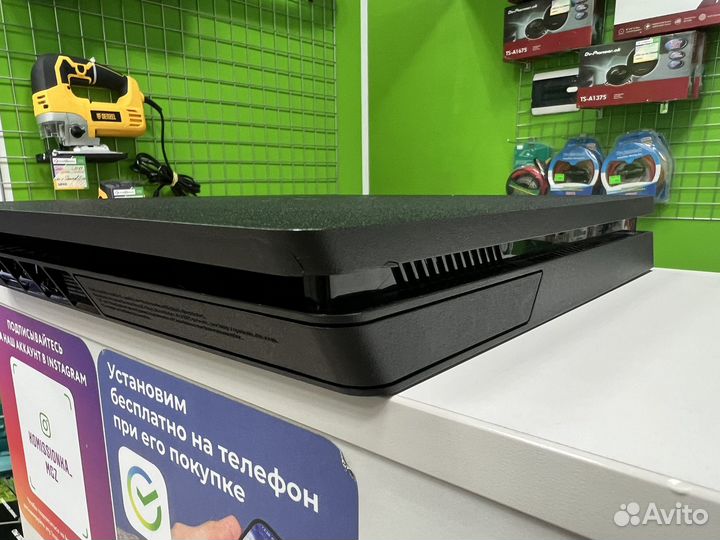 Sony PS4 slim 1tb + геймпад