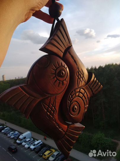 Подвеска талисман любви Рыбы (дерево)