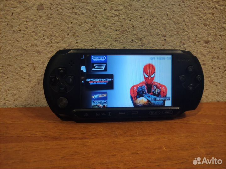 Sony PSP + 1500 игр