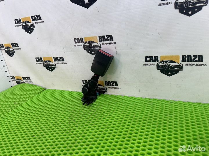 Замок ремня безопасности задний правый Volvo XC60