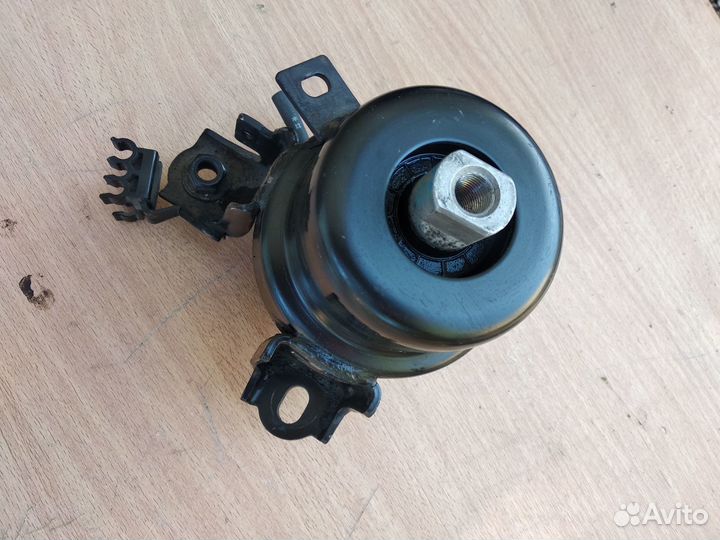 Подушка двигателя передняя Лексус RX300