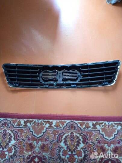 Решетка радиатора на Ауди а6 с5 дорест